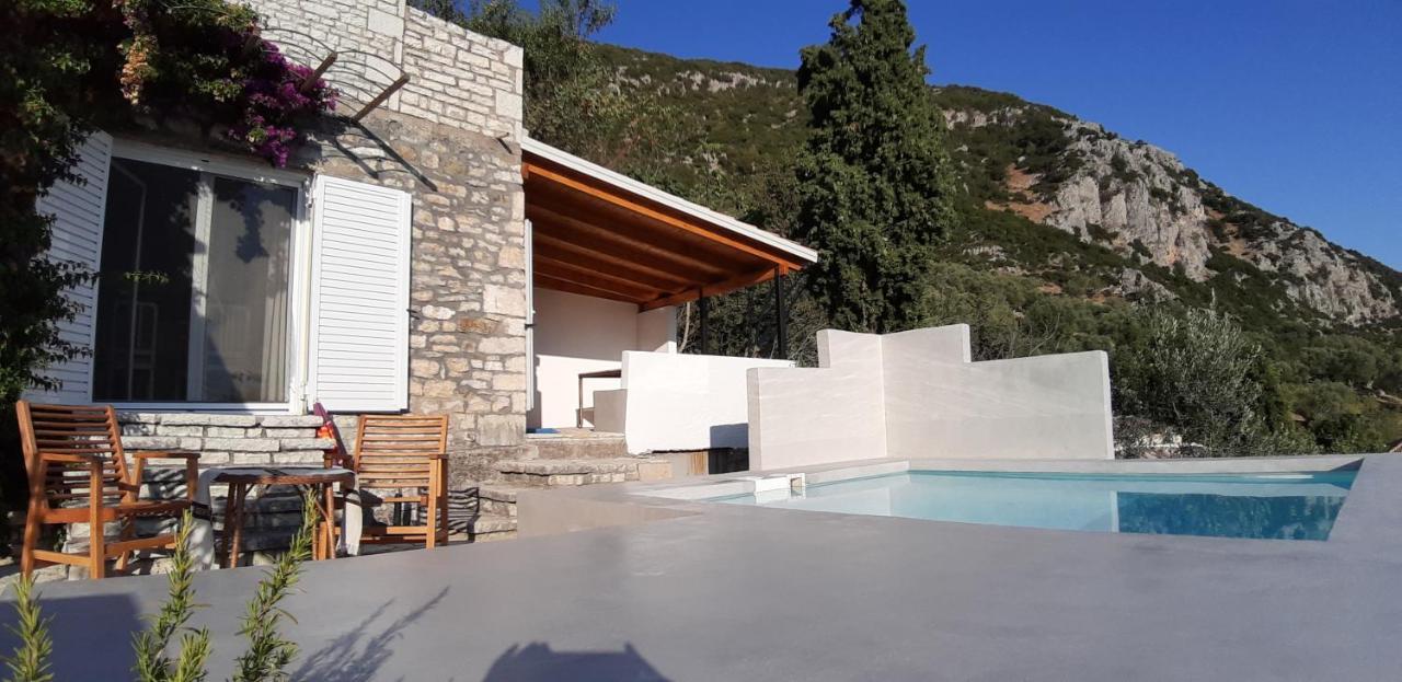 Les Villas De Qeparo Exterior photo