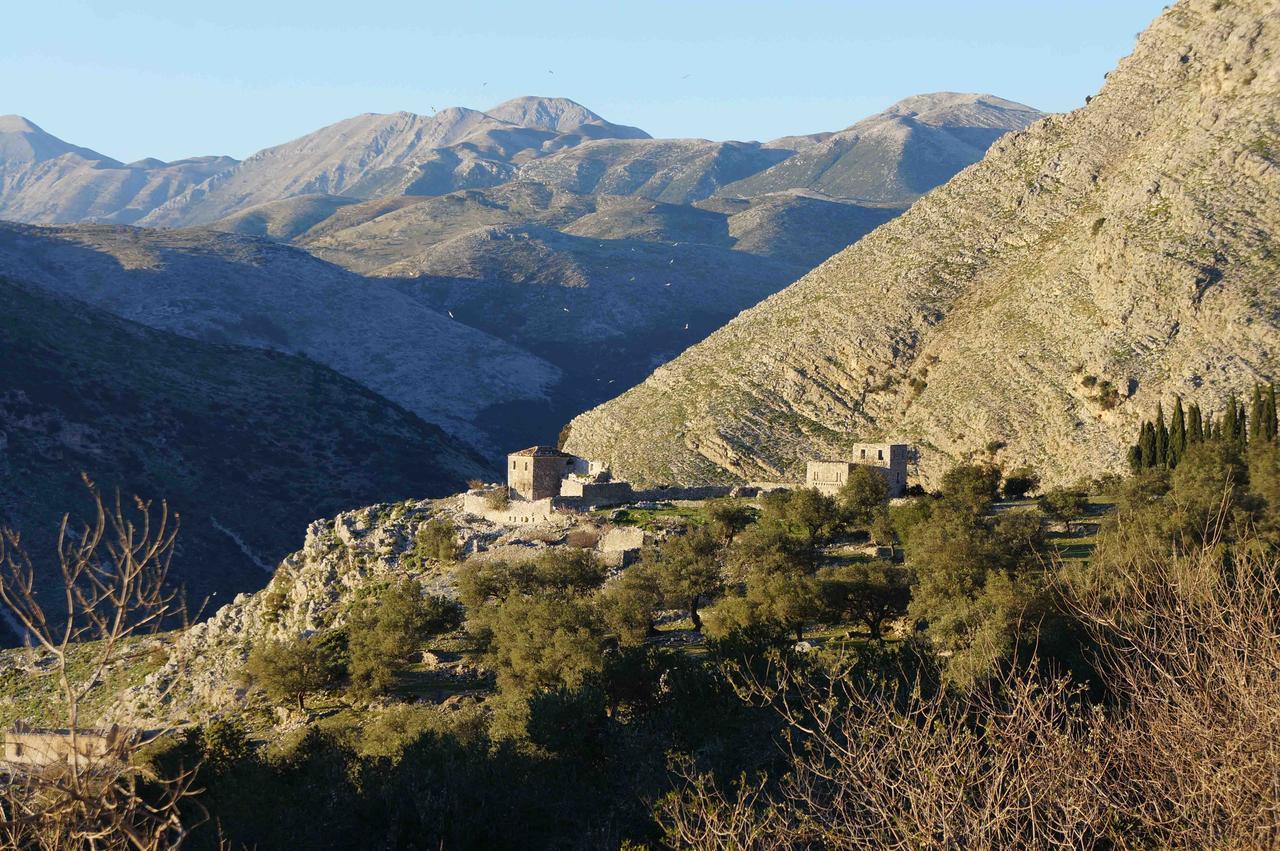 Les Villas De Qeparo Exterior photo